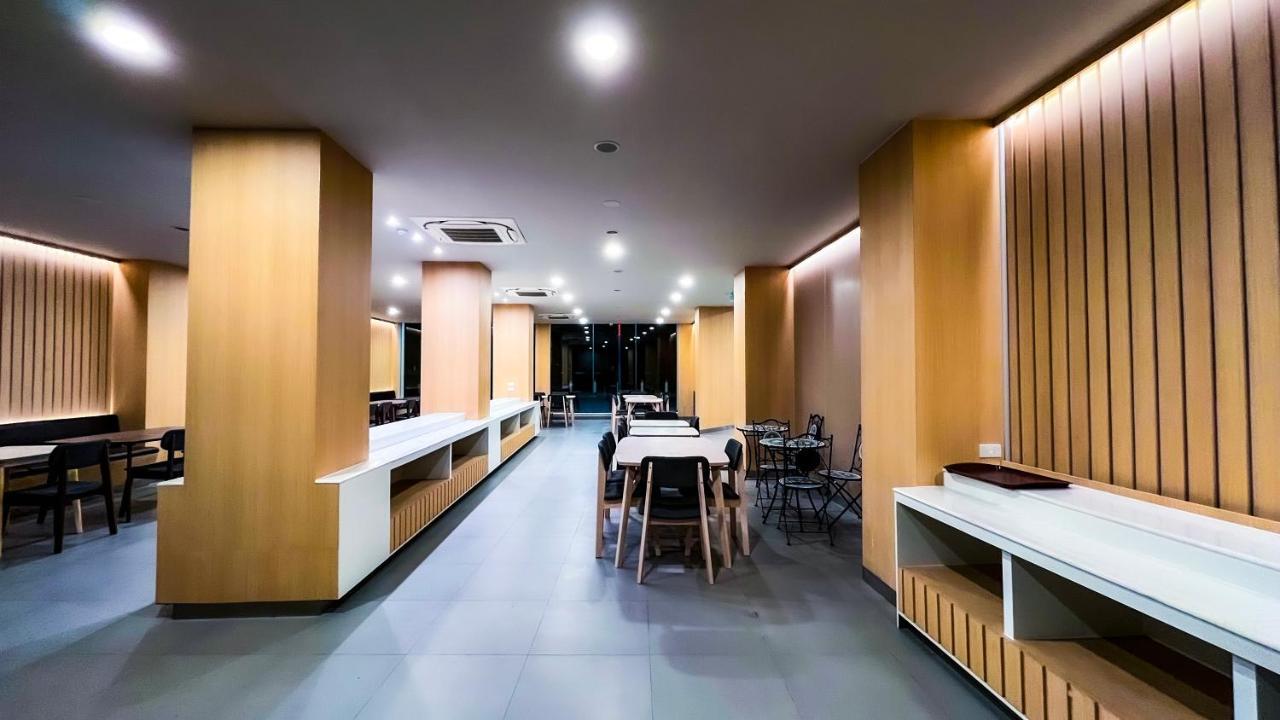 The Riva Vientiane Hotel Luaran gambar
