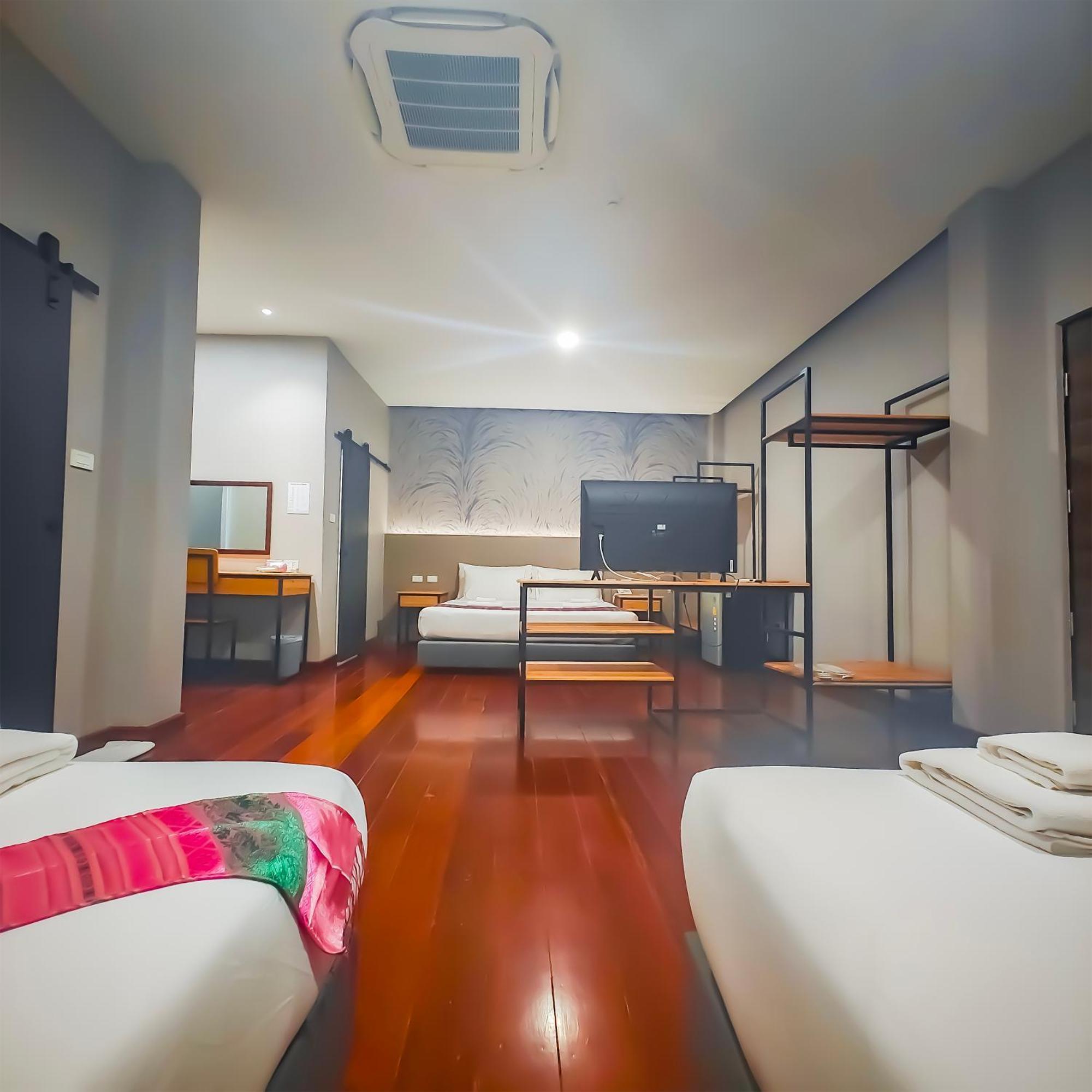 The Riva Vientiane Hotel Luaran gambar